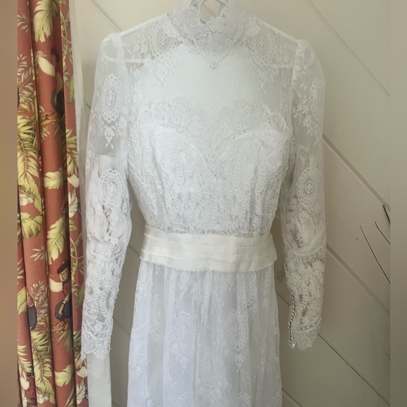 Priscilla of Boston vintage 1980’s lace wedding dress - Picture 3 of 16